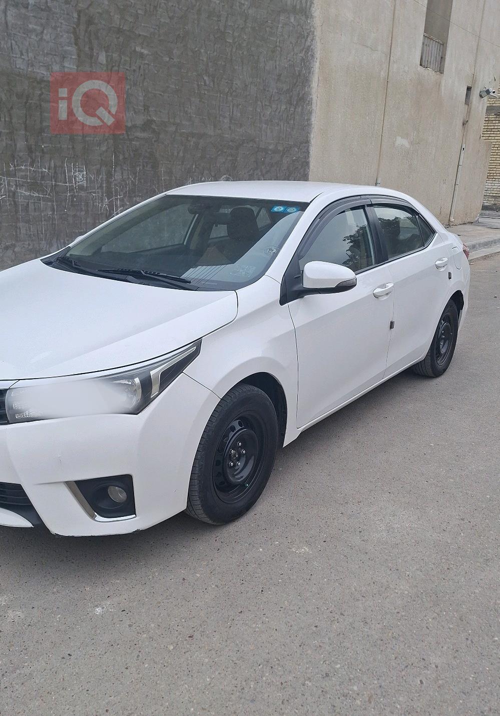 تۆیۆتا کۆرۆلا